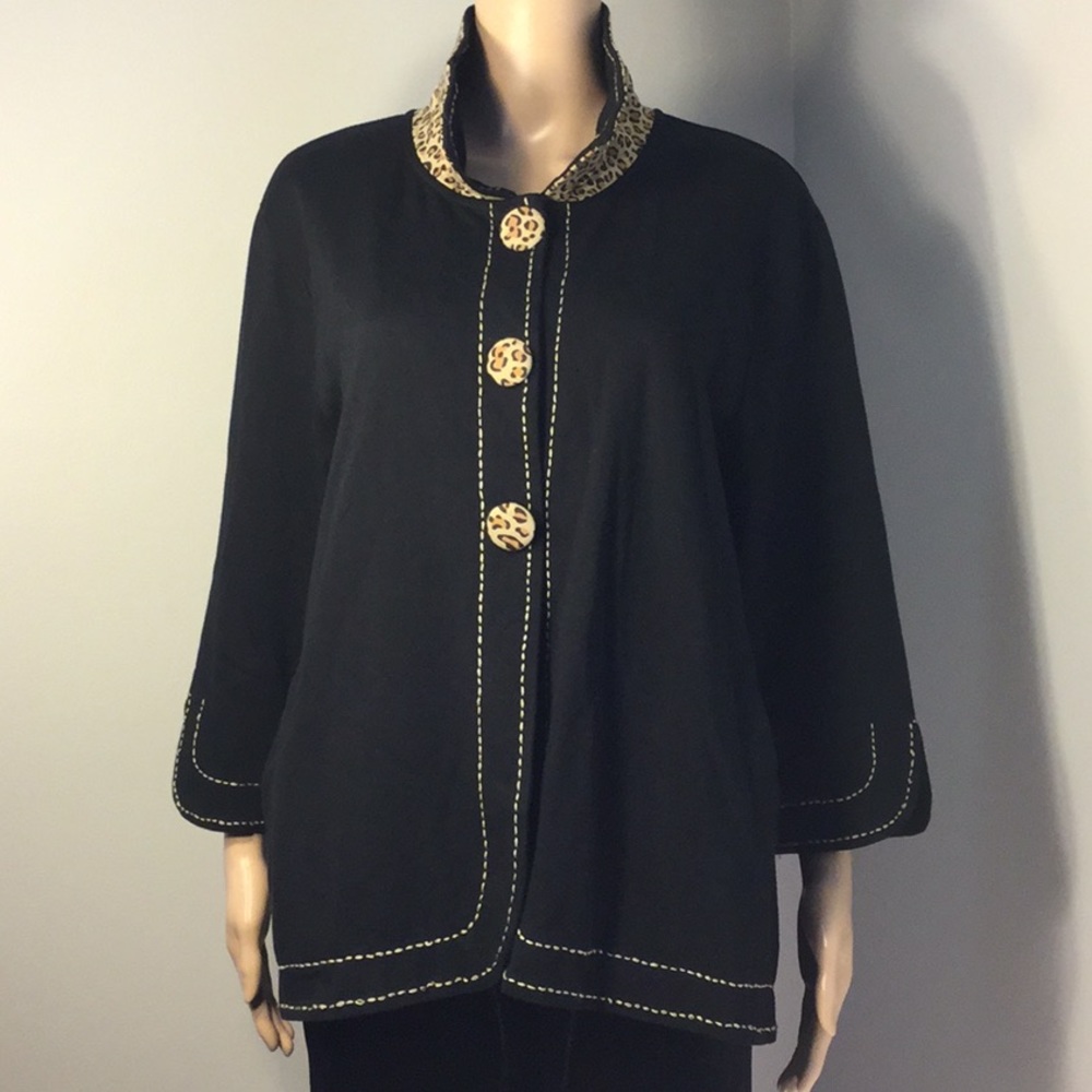 ONQUE WOMAN BLACK COTTON JACKET W/POCKETS, PLUS